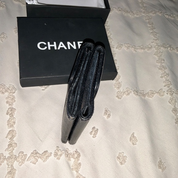 Chanel caviar leather preloved in excellent condition - Picture 3 of 14